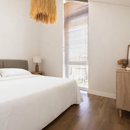 2-bedroom Balinese-style Butas *